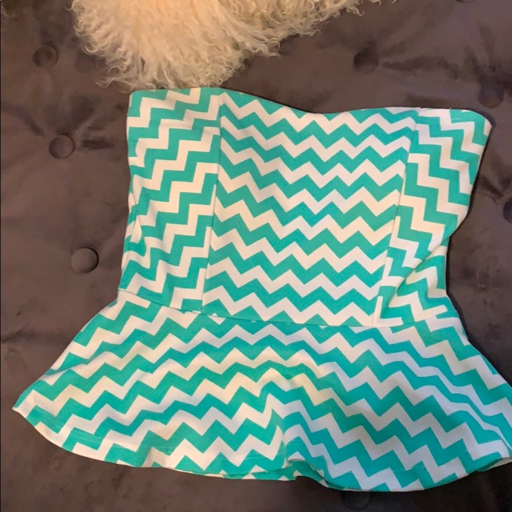 Strapless top